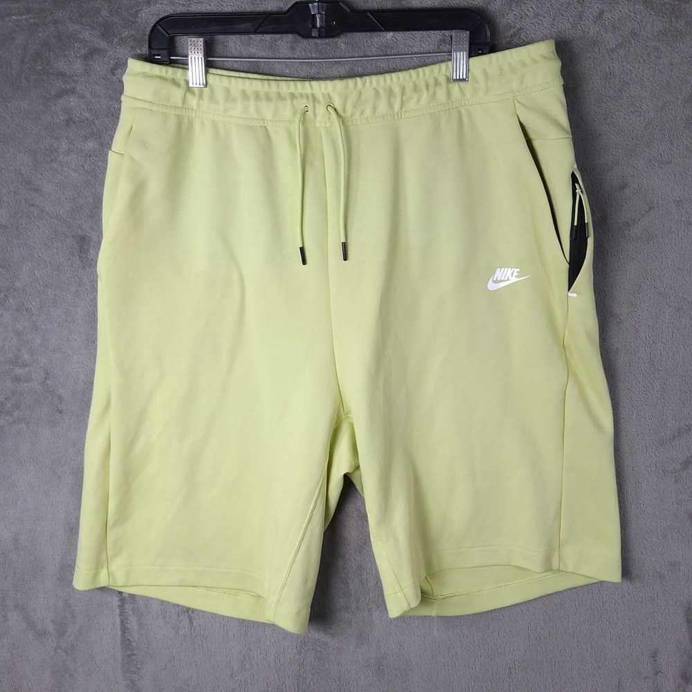 Nike Mens Tech Fleece Shorts Lime Green 928513-367 XL Tall NWT Sweat shorts